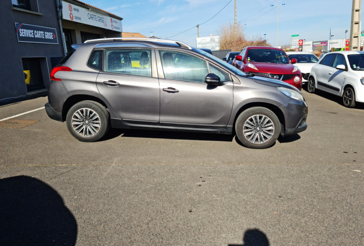 Peugeot 2008 1.6 hdi 100 CH RADAR AR / GPS