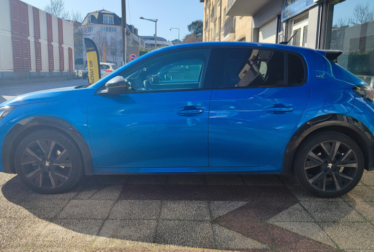 Peugeot 208 II / 1.2 / 130 CV GT PACK / TVA Récupérable  