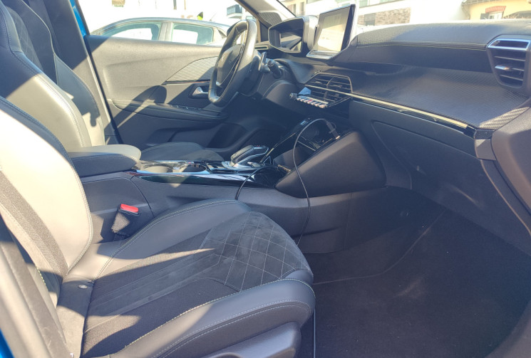 Peugeot 208 II / 1.2 / 130 CV GT PACK / TVA Récupérable  