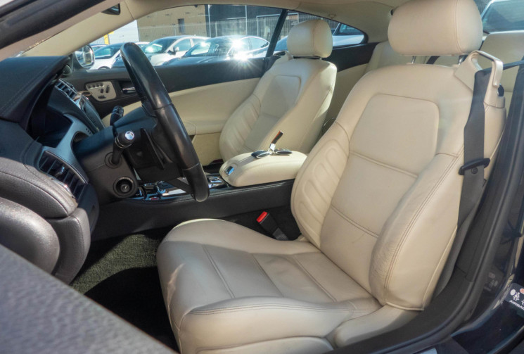 Jaguar XKR 4.2 v8 coupé 416 cv