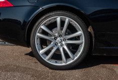 Jaguar XKR 4.2 v8 coupé 416 cv