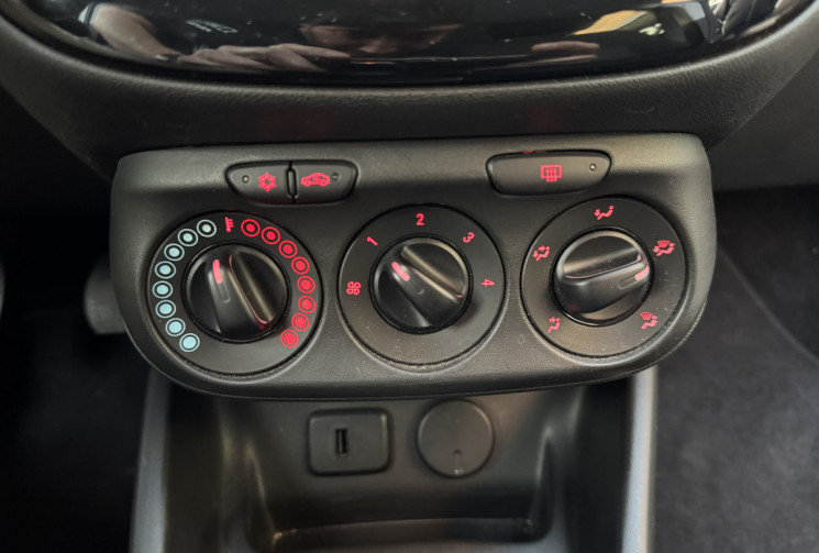 Opel Corsa 1.4i 90 ch Excite / 1ère Main / 12 900 km / Camera / Carplay / Garantie 6 mois