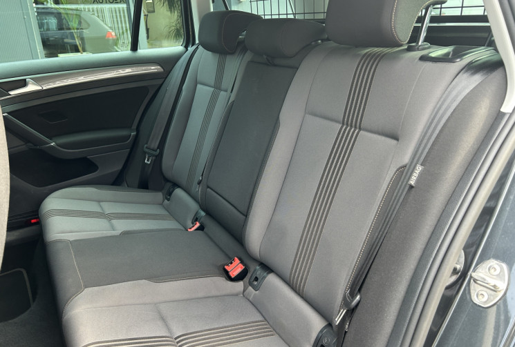 Volkswagen Golf VII SW 1.2 TSI Blue Motion 110 Allstar Historique complet /sièges chauffants/Carplay