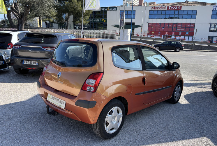Renault Twingo II 1.2 LEV 16V 75CH AUTHENTIQUE * DISTRIBUTION NEUVE * 1ere MAIN 