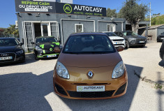 Renault Twingo II 1.2 LEV 16V 75CH AUTHENTIQUE * DISTRIBUTION NEUVE * 1ere MAIN 