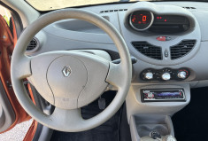Renault Twingo II 1.2 LEV 16V 75CH AUTHENTIQUE * DISTRIBUTION NEUVE * 1ere MAIN 
