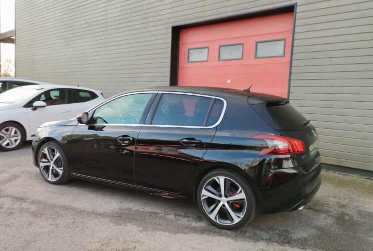 Peugeot 308 2.0 BlueHDi 180 S&S GT EAT8 / Historique complet / Toit pano / WiFi Denon 