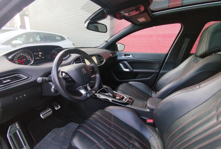 Peugeot 308 2.0 BlueHDi 180 S&S GT EAT8 / Historique complet / Toit pano / WiFi Denon 