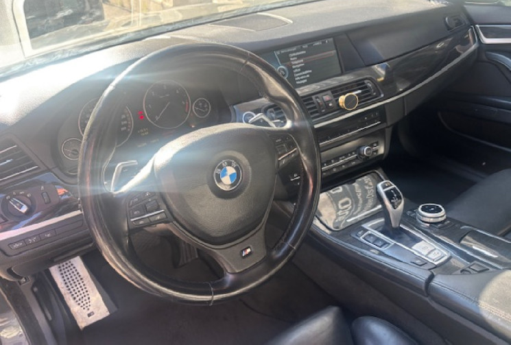 BMW Série 5 pack M 535d 3.0d 300 cv Boîte auto origine France 5eme main / CAMERA / SIEGE CHAUFFANT /