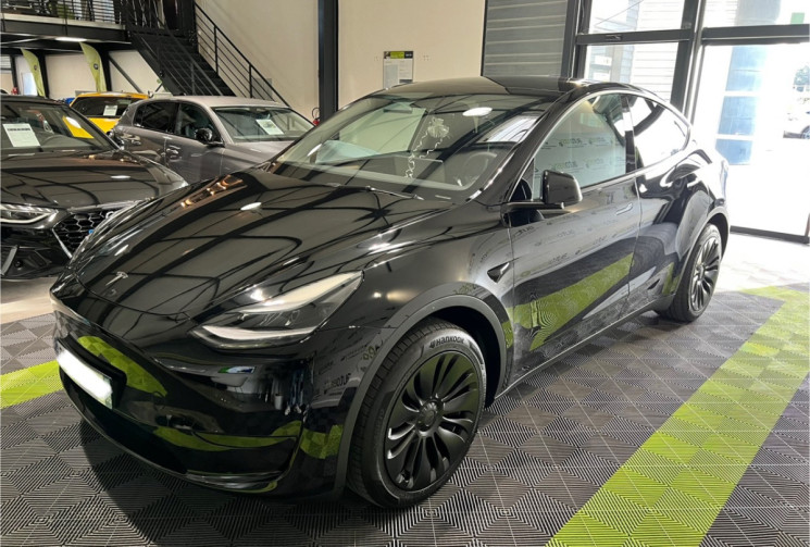 Tesla Model Y (26658€ HT / 31990€ ttc) PROPULSION SR+ 275 CH TVA RÉCUPÉRABLE / PRIX TTC