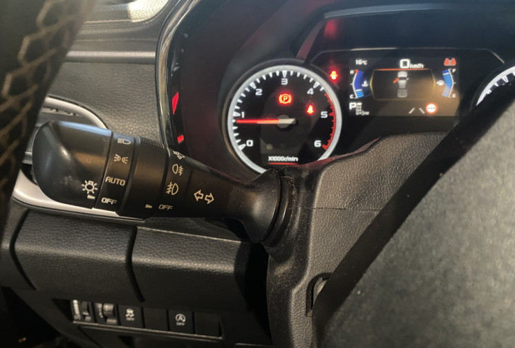 Isuzu D-MAX 1.9 DDI PICKUP SPACE CAB 4WD 164 CH BOITE AUTO TVA RECUPERABLE 