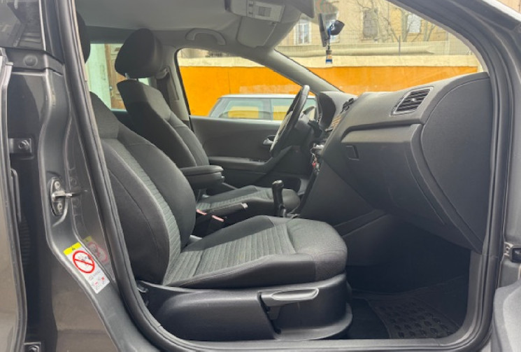 Volkswagen Polo confortline 1.6 tdi 90 cv origine France 2eme main 