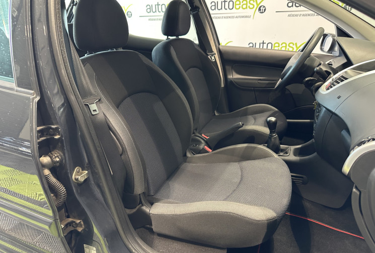Peugeot 206+ 1.1 i 60 CH 1ERE MAIN