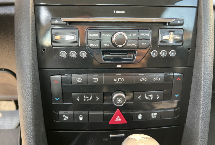 Peugeot 407 3.0 HDi V6  241 CH BVA