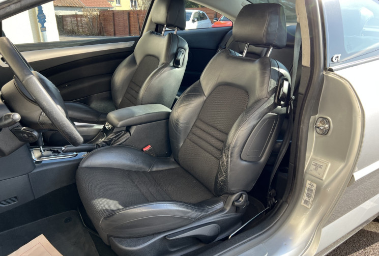 Peugeot 407 3.0 HDi V6  241 CH BVA