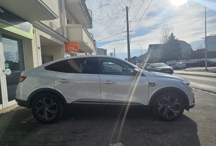 Renault Arkana RS LINE 1.3 TCe 16V GPF Mild Hybrid EDC7 140 cv Boîte auto
