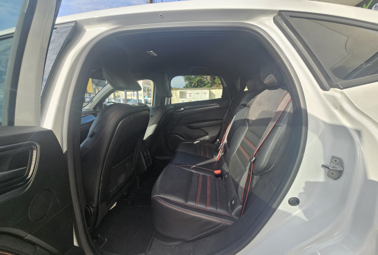Renault Arkana RS LINE 1.3 TCe 16V GPF Mild Hybrid EDC7 140 cv Boîte auto