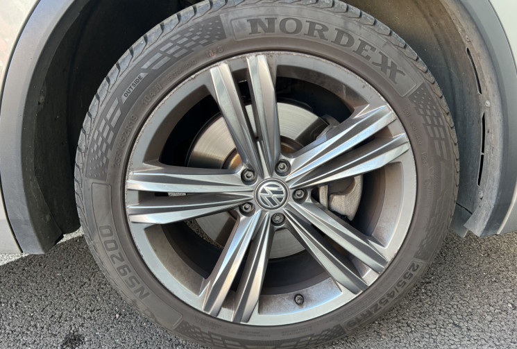 Volkswagen Tiguan II 2.0 TDi R-LINE 4Motion DSG7 190ch