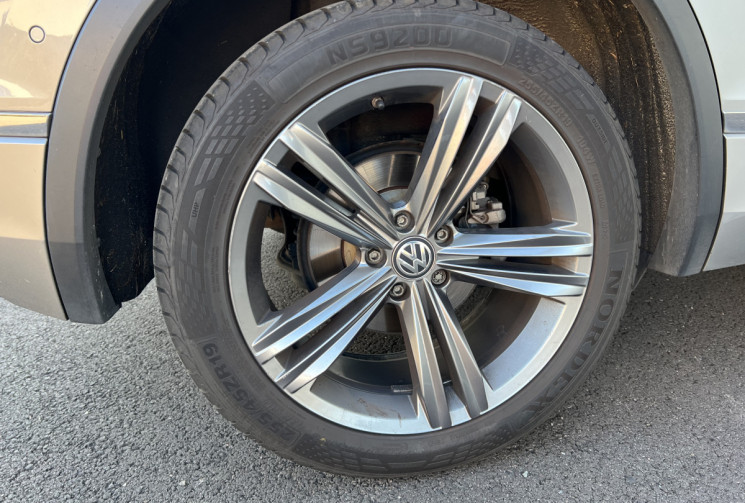 Volkswagen Tiguan II 2.0 TDi R-LINE 4Motion DSG7 190ch