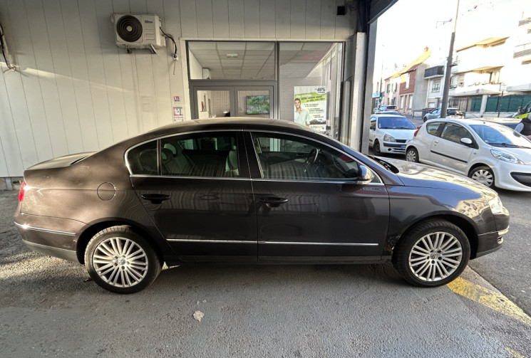 Volkswagen Passat 3.2 V6 FSI 250 