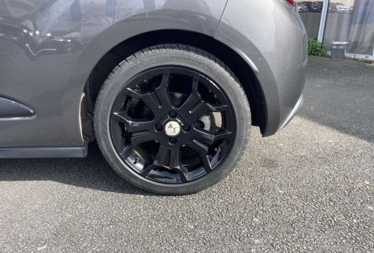 DS DS 3 1.2 THP 110 CV CAFE RACER - BOITE AUTOMATIQUE - TRES BIEN ENTRETENU - GARANTIE 12 MOIS