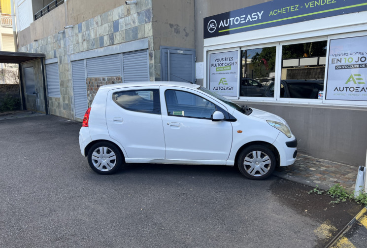 Nissan PIXO 1.0 i 68 cv LOOK