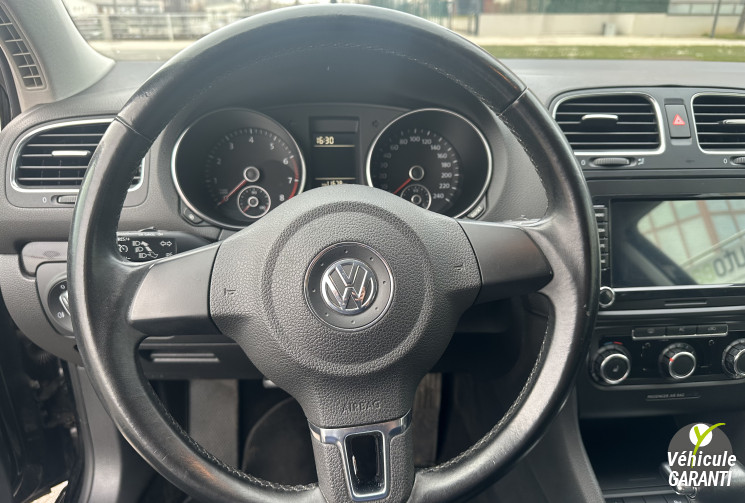 Volkswagen Golf 1.4 TSI DSG7