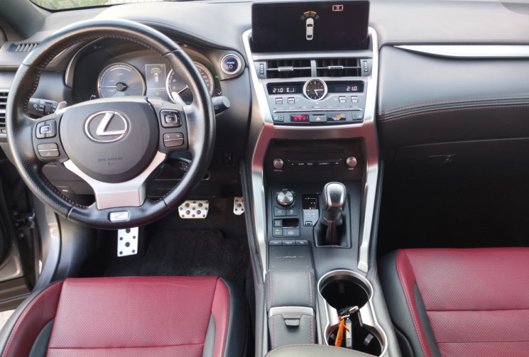 Lexus NX 300H  2.5 HSD 197 F SPORT 4WD