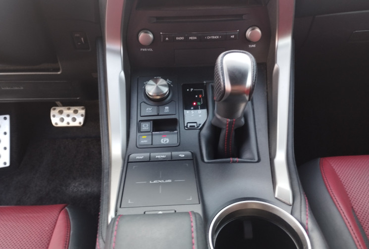Lexus NX 300H  2.5 HSD 197 F SPORT 4WD