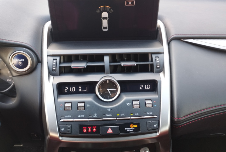 Lexus NX 300H  2.5 HSD 197 F SPORT 4WD