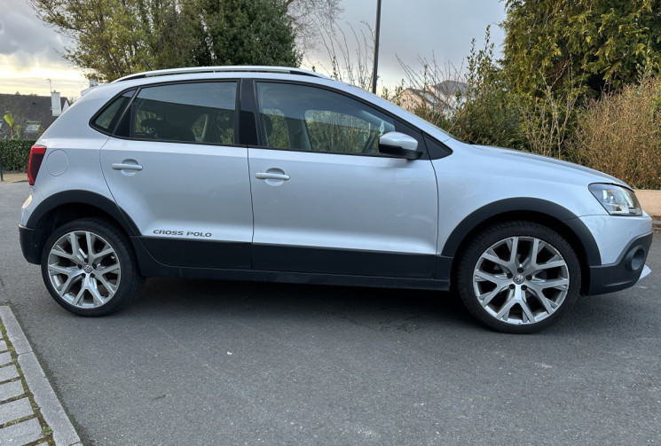Volkswagen Polo  CrossPolo 1.2 TSI 90ch 5p