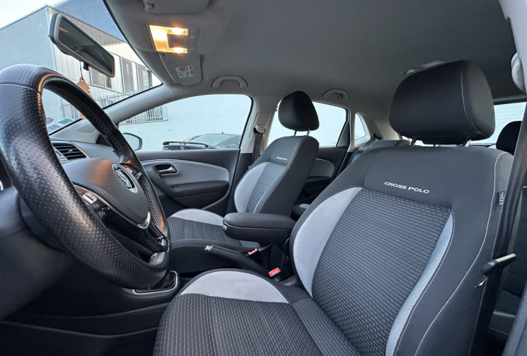 Volkswagen Polo  CrossPolo 1.2 TSI 90ch 5p