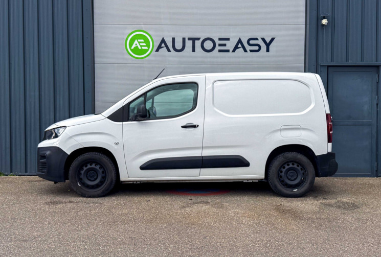 Peugeot Partner STANDARD L1 1.000Kg 1.2 110cv ASPHALT Cabine Extenso Suivi complet Peugeot