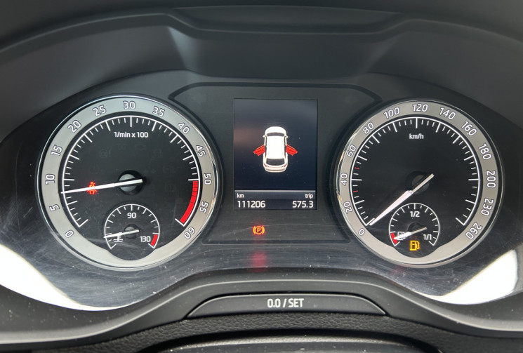 Skoda KAROQ 1.6 TDI 4X2 business 116 cv