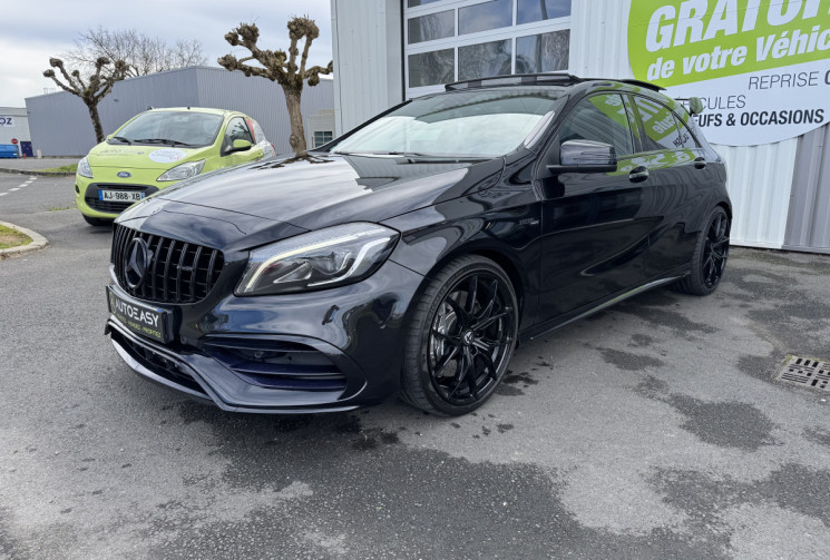 Mercedes Classe A A 45 AMG 4Matic / ENTRETIEN MERCEDES / TOIT OUVRANT / LIGNE PERF / CARPLAY