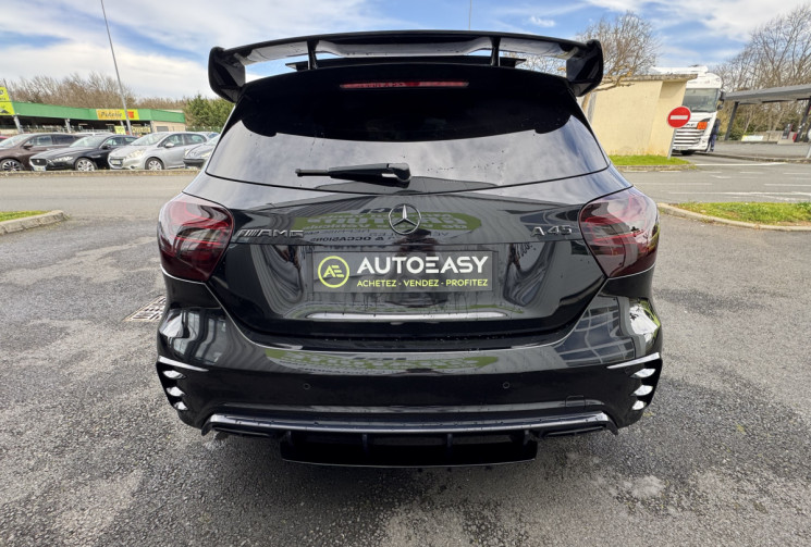 Mercedes Classe A A 45 AMG 4Matic / ENTRETIEN MERCEDES / TOIT OUVRANT / LIGNE PERF / CARPLAY