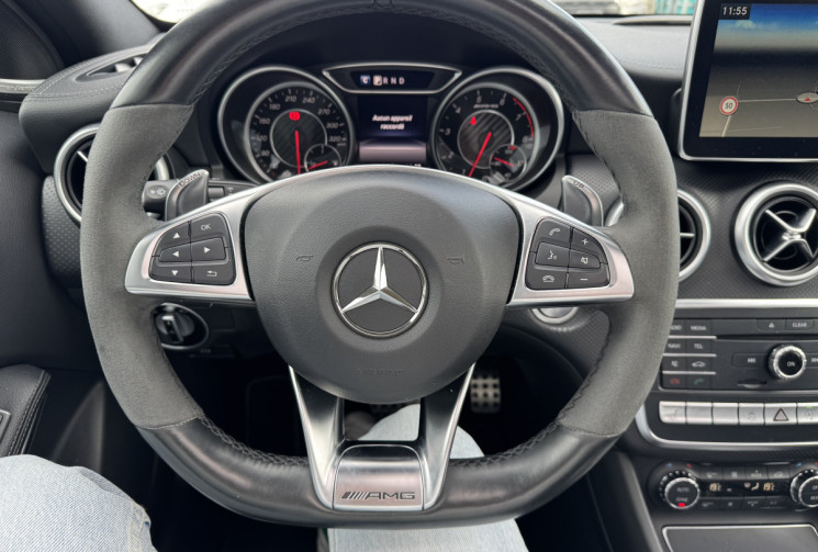 Mercedes Classe A A 45 AMG 4Matic / ENTRETIEN MERCEDES / TOIT OUVRANT / LIGNE PERF / CARPLAY