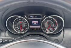 Mercedes Classe A A 45 AMG 4Matic / ENTRETIEN MERCEDES / TOIT OUVRANT / LIGNE PERF / CARPLAY