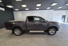 Toyota HILUX Legend 2.4 D-4D 150 Attelage + Protection de benne + rail aluminium