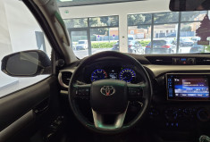 Toyota HILUX Legend 2.4 D-4D 150 Attelage + Protection de benne + rail aluminium