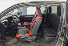 Toyota HILUX Legend 2.4 D-4D 150 Attelage + Protection de benne + rail aluminium