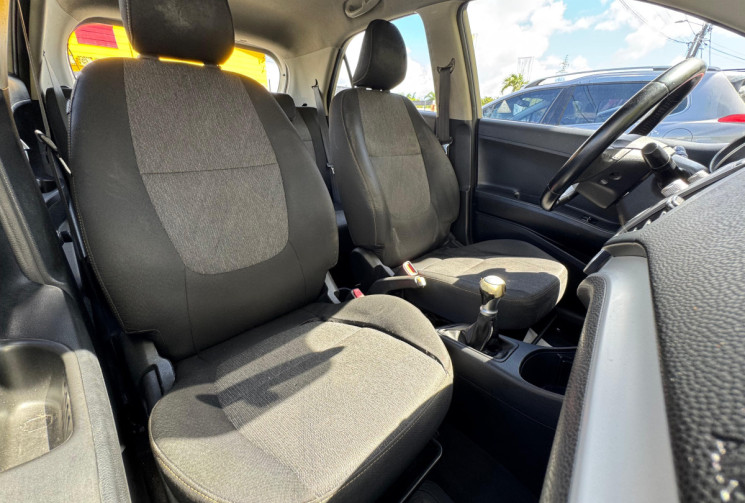 Kia Picanto 1.0 MPi 12V 66 cv phase 2 5 portes 