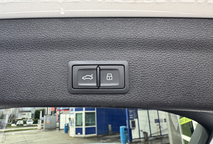 Audi A6 Avant 55 TFSIe 367 S-tronic Quattro S-line Competition