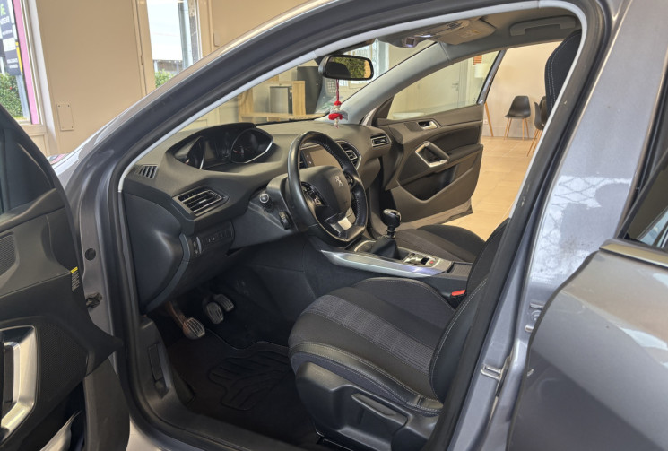 Peugeot 308 PHASE II 1.5 BLUEHDI 130 ALLURE / 1ERE MAIN