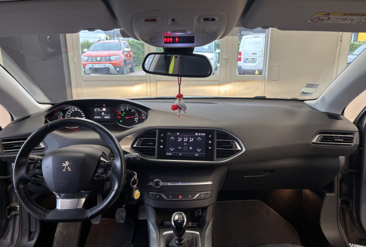 Peugeot 308 PHASE II 1.5 BLUEHDI 130 ALLURE / 1ERE MAIN