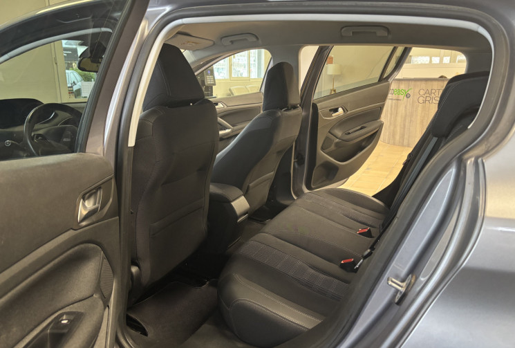 Peugeot 308 PHASE II 1.5 BLUEHDI 130 ALLURE / 1ERE MAIN