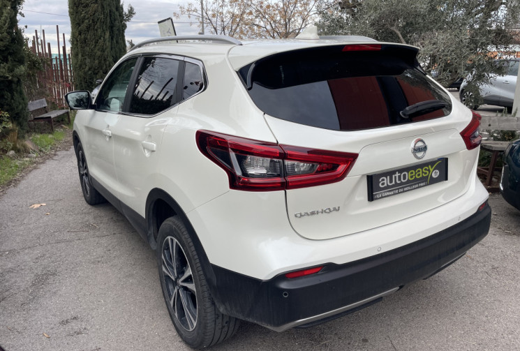 Nissan Qashqai 1.7 dCi 4WD X-Tronic 149 cv N-Connecta / Suivi complet