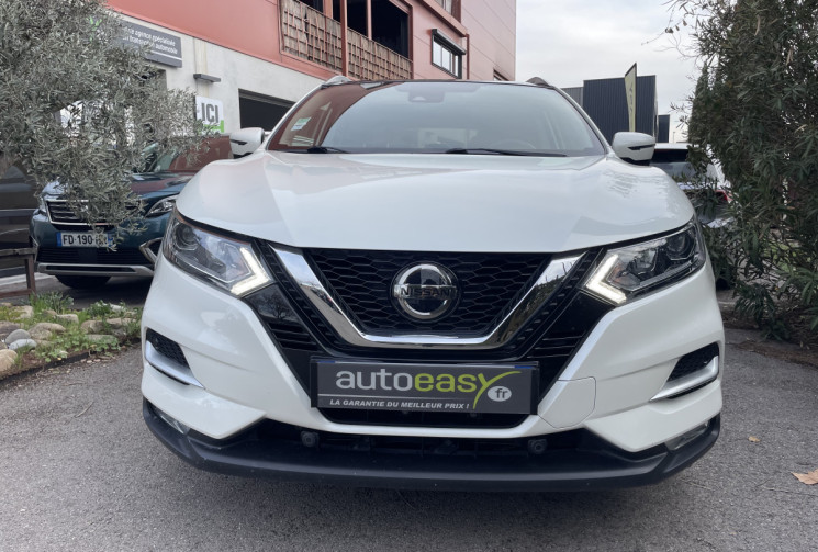 Nissan Qashqai 1.7 dCi 4WD X-Tronic 149 cv N-Connecta / Suivi complet