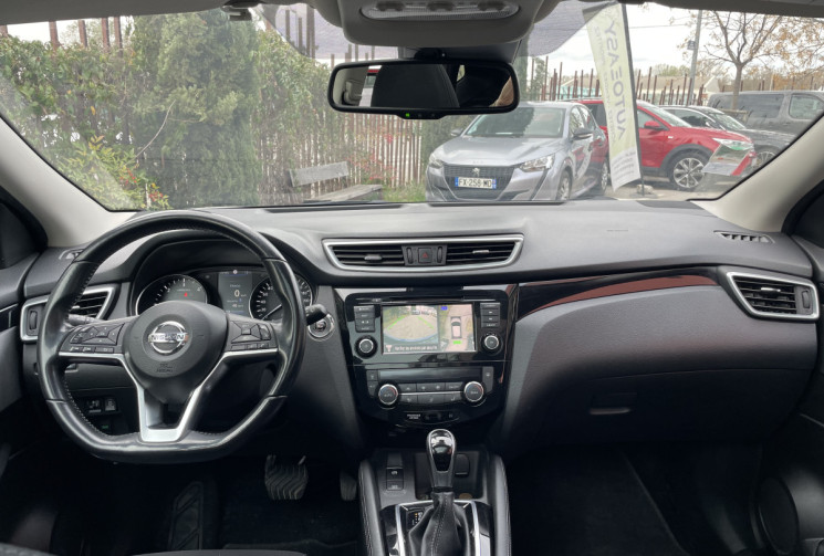 Nissan Qashqai 1.7 dCi 4WD X-Tronic 149 cv N-Connecta / Suivi complet