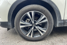 Nissan Qashqai 1.7 dCi 4WD X-Tronic 149 cv N-Connecta / Suivi complet
